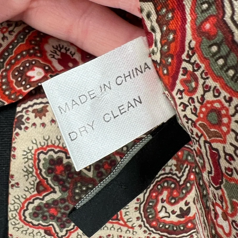 TALBOTS  PAISLEY SILK‎ FASHION SCARF IN BEIGE COPPER AND GREEN